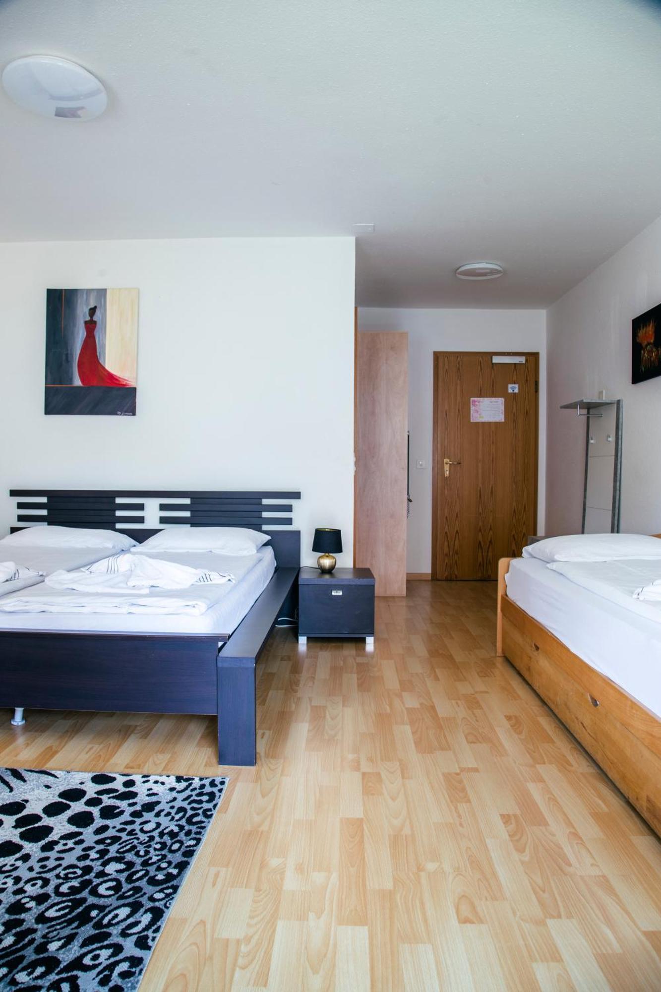 Between Lakes Apartments - 58 إنترلاكن الغرفة الصورة