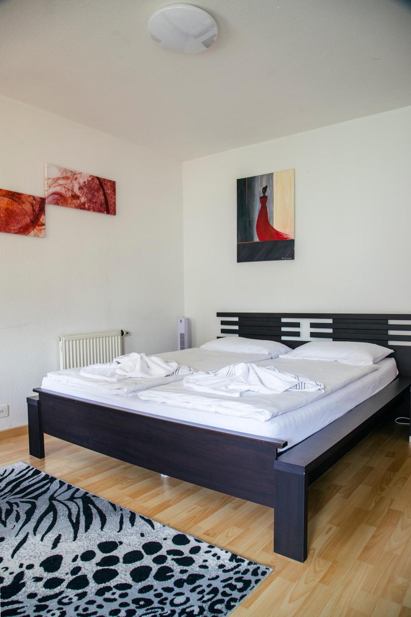 Between Lakes Apartments - 58 إنترلاكن الغرفة الصورة